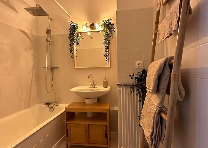 Daire Bohemian In Close To Sea With Parking *